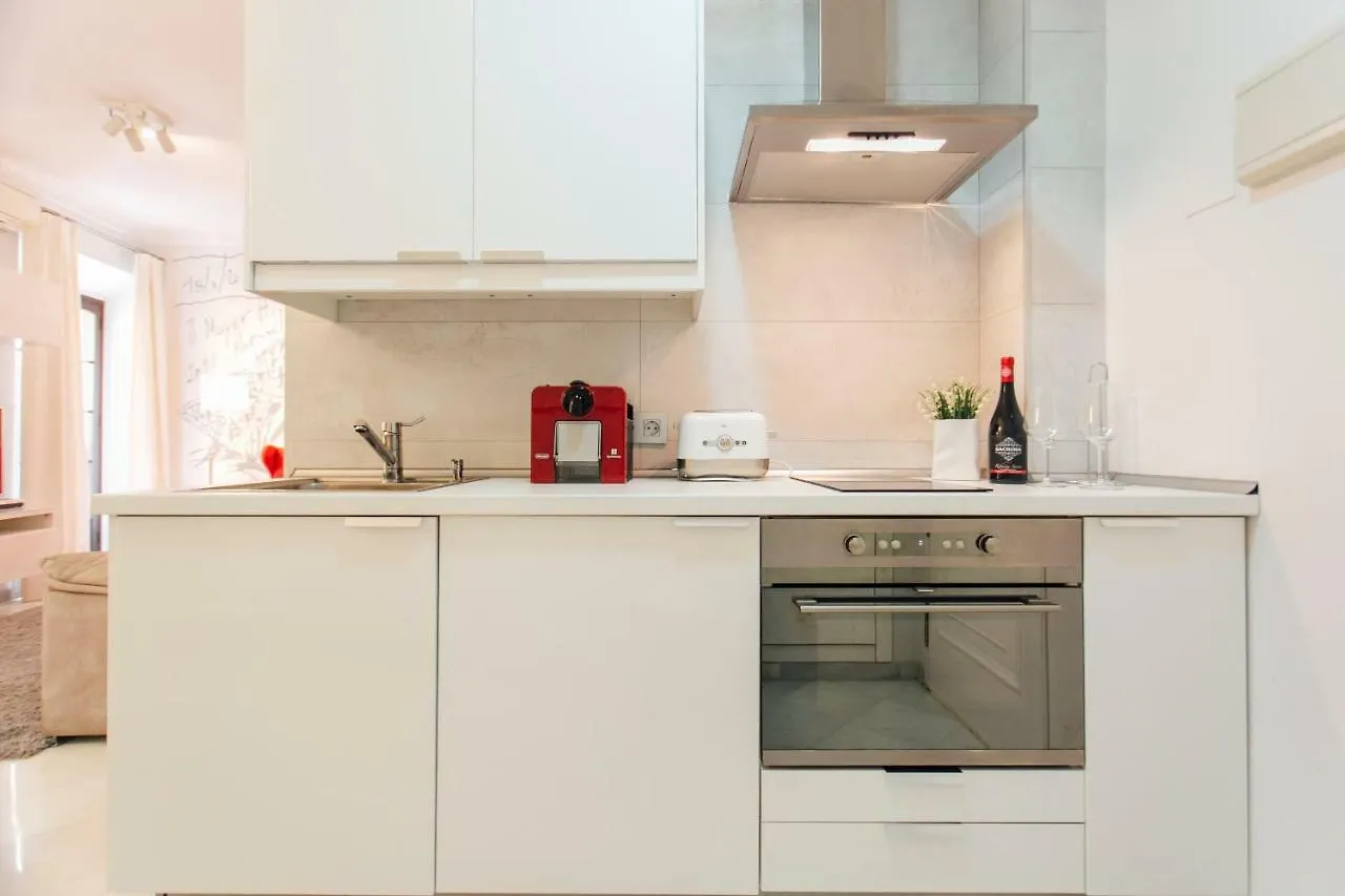 Minimalism And Modern- 2Bd 1Bth- Las Setas Seville Apartment